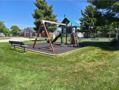 4915 Friar Road Stow OH 44224
