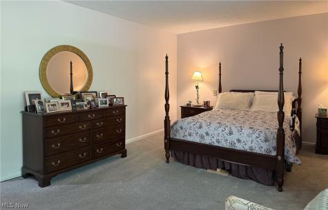 438-73 Cedar Ridge Aurora OH 44202