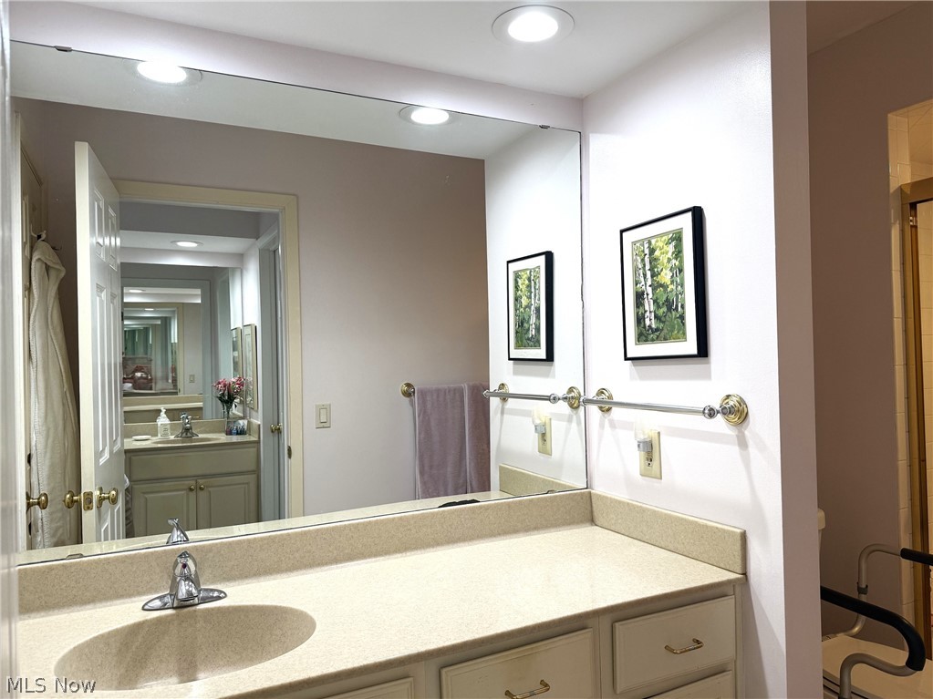 438-73 Cedar Ridge Aurora OH 44202