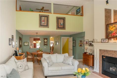 1848 Southpointe Circle NE Canton OH 44714