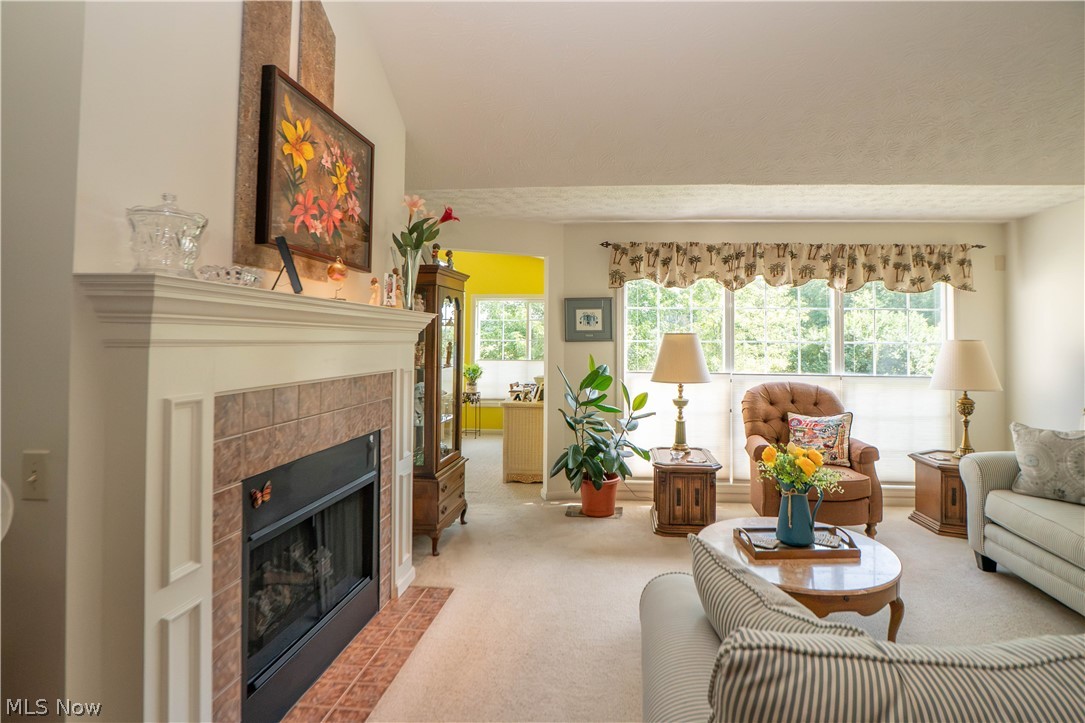 1848 Southpointe Circle NE Canton OH 44714