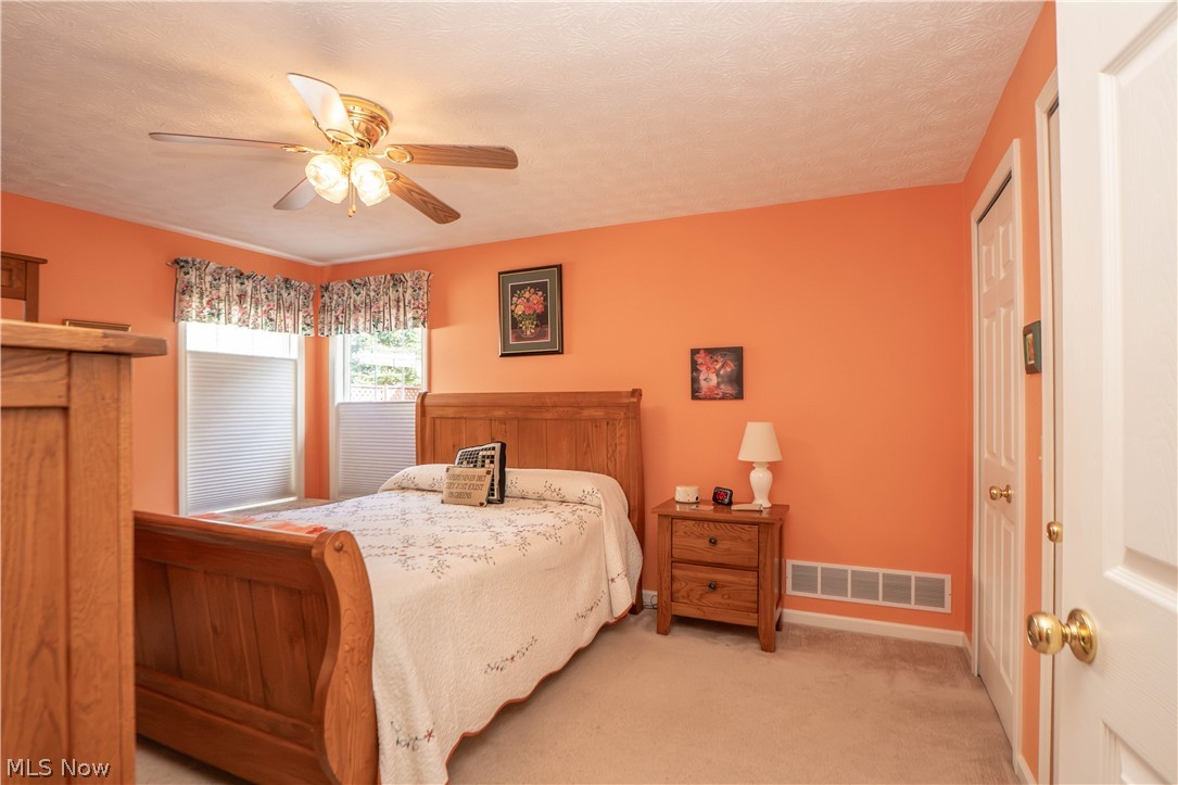 1848 Southpointe Circle NE Canton OH 44714