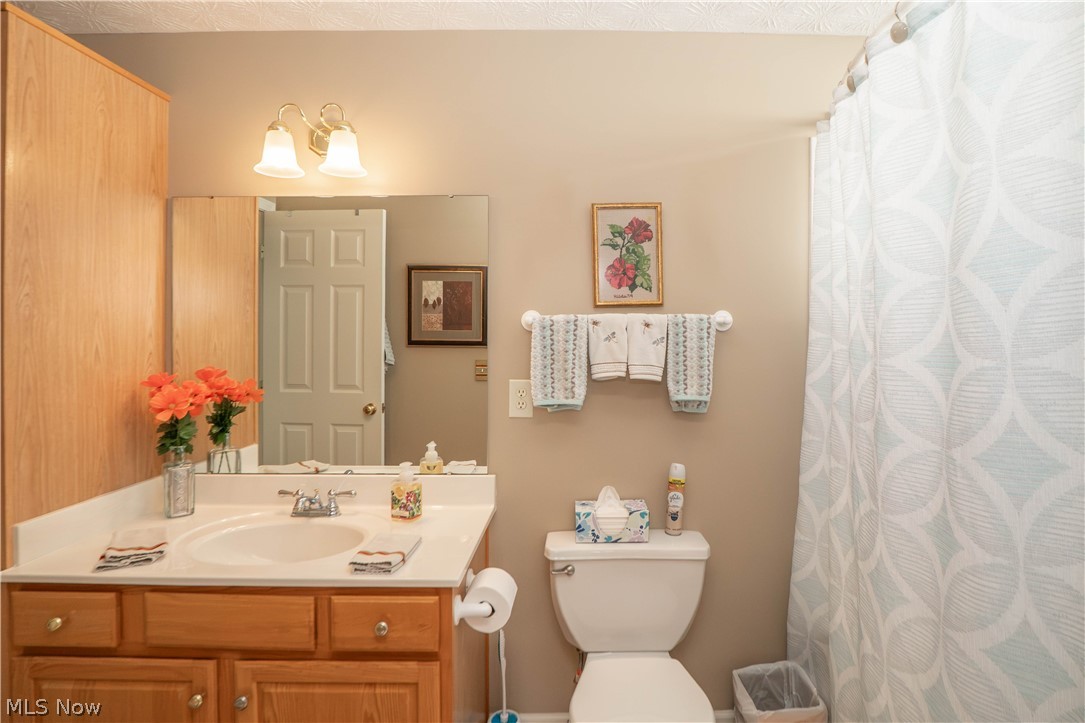 1848 Southpointe Circle NE Canton OH 44714