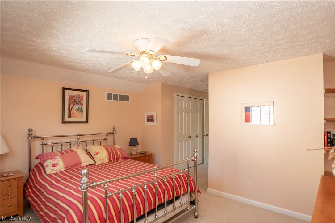 1848 Southpointe Circle NE Canton OH 44714