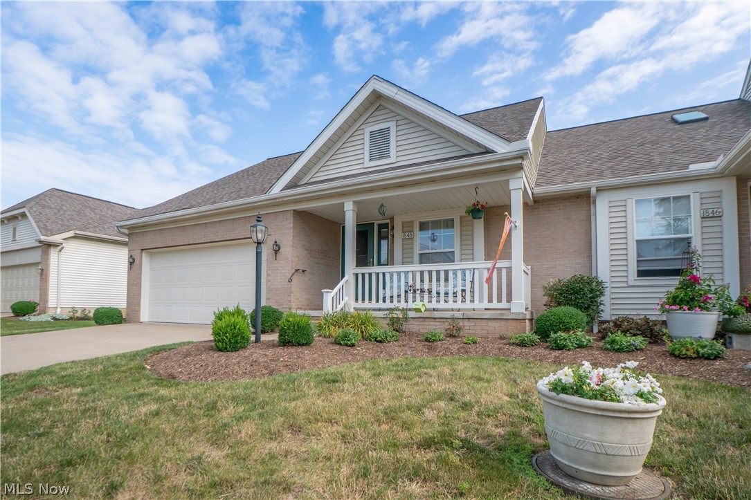 1848 Southpointe Circle NE Canton OH 44714