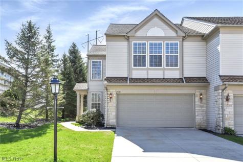 1370 N Yorkshire Drive Broadview Heights OH 44147