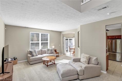 1370 N Yorkshire Drive Broadview Heights OH 44147