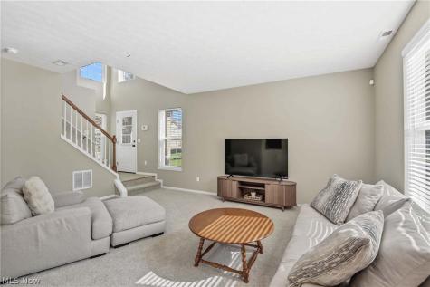 1370 N Yorkshire Drive Broadview Heights OH 44147