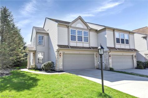 1370 N Yorkshire Drive Broadview Heights OH 44147