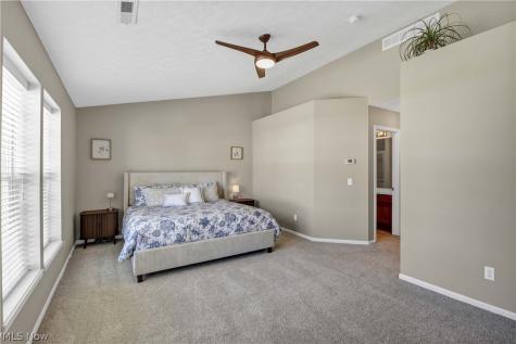 1370 N Yorkshire Drive Broadview Heights OH 44147