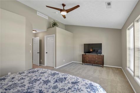 1370 N Yorkshire Drive Broadview Heights OH 44147