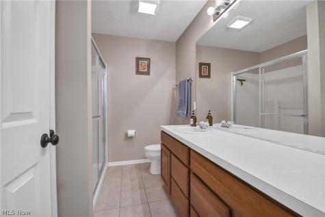 1370 N Yorkshire Drive Broadview Heights OH 44147