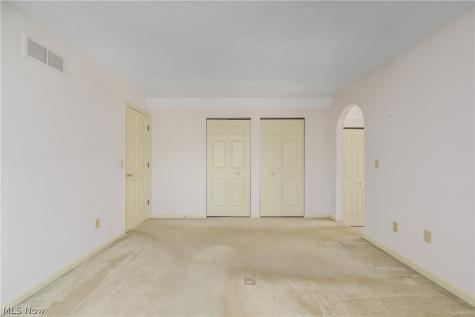 14526 Cross Creek Lane North Royalton OH 44133