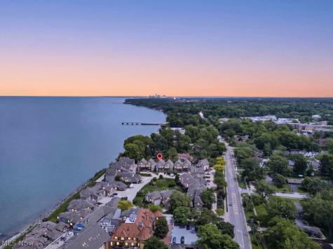 23012 Robert's Run Bay Village OH 44140