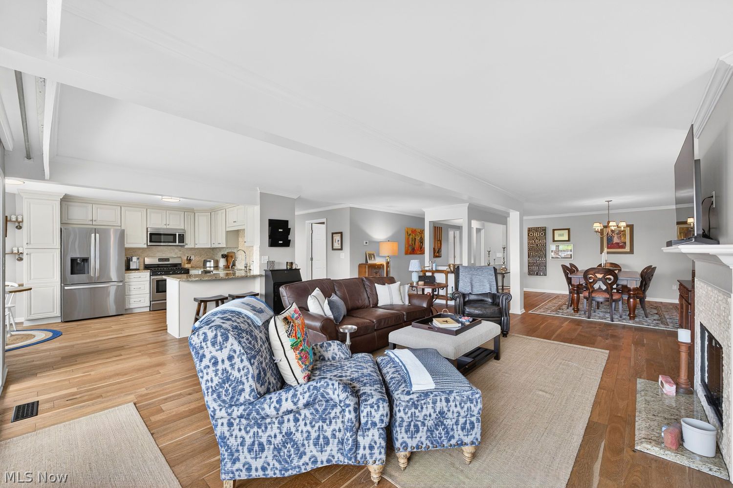 23012 Robert's Run Bay Village OH 44140