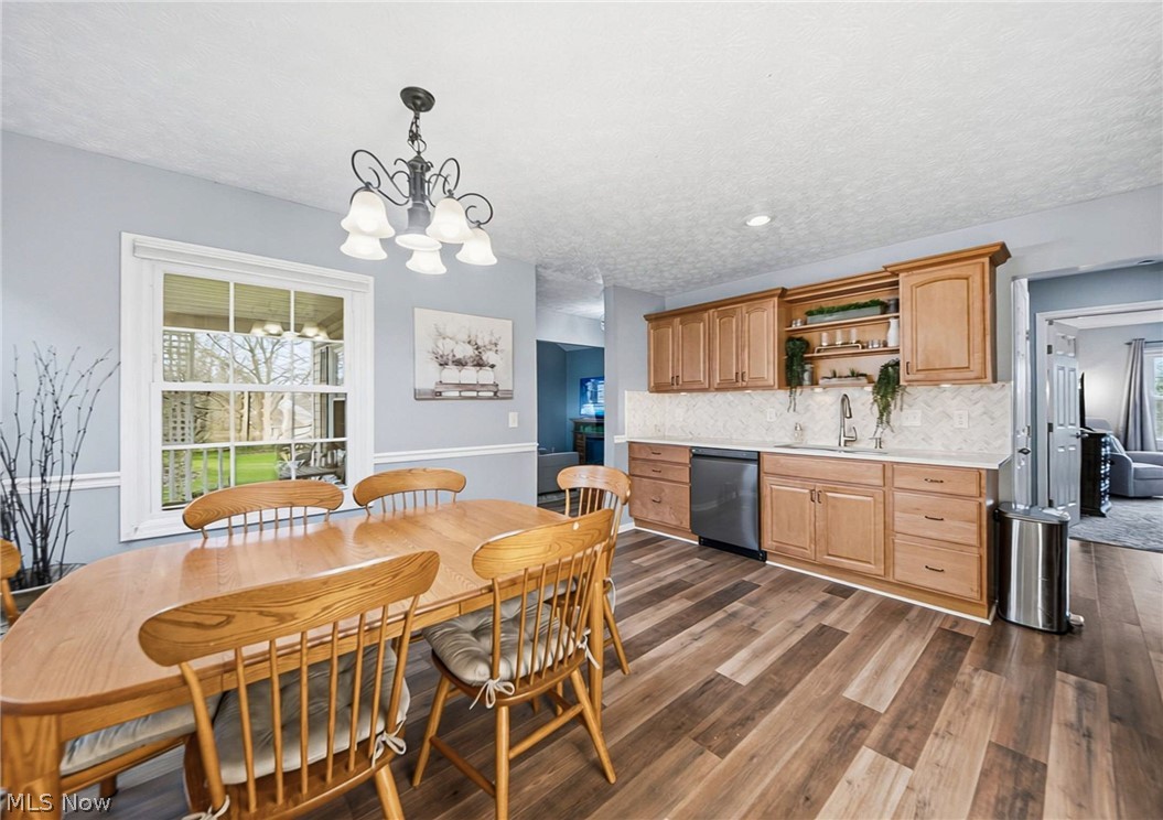 1960 Deerhaven Lane Broadview Heights OH 44147