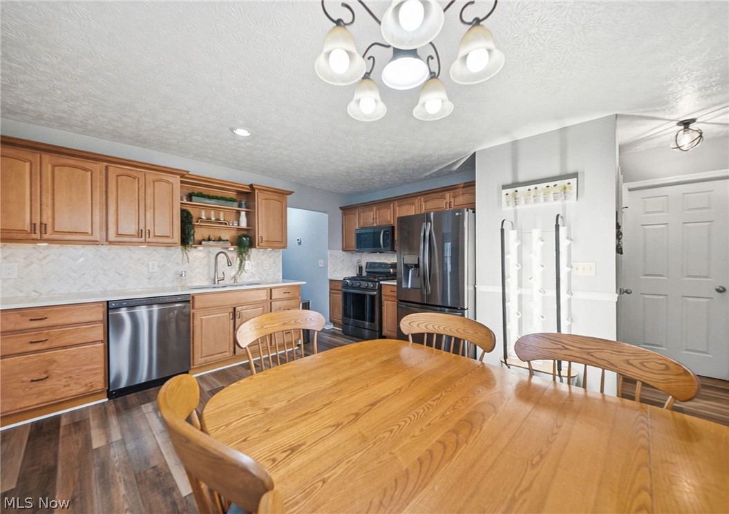 1960 Deerhaven Lane Broadview Heights OH 44147
