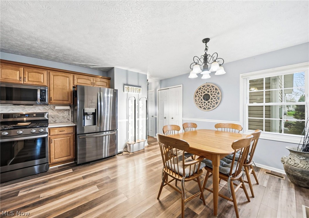 1960 Deerhaven Lane Broadview Heights OH 44147
