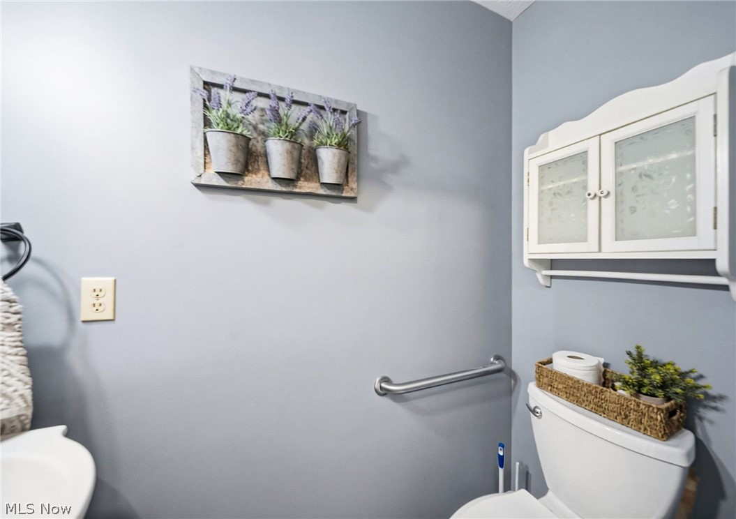 1960 Deerhaven Lane Broadview Heights OH 44147