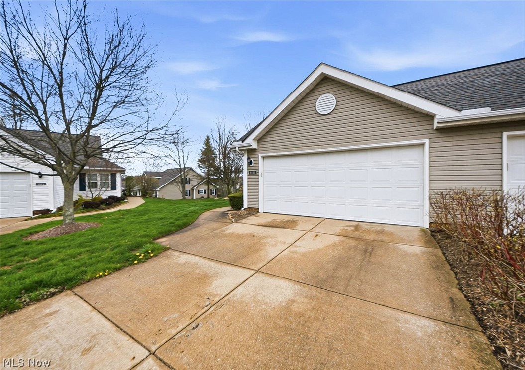 1960 Deerhaven Lane Broadview Heights OH 44147