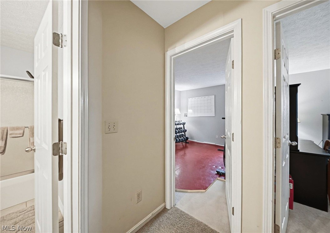 1960 Deerhaven Lane Broadview Heights OH 44147