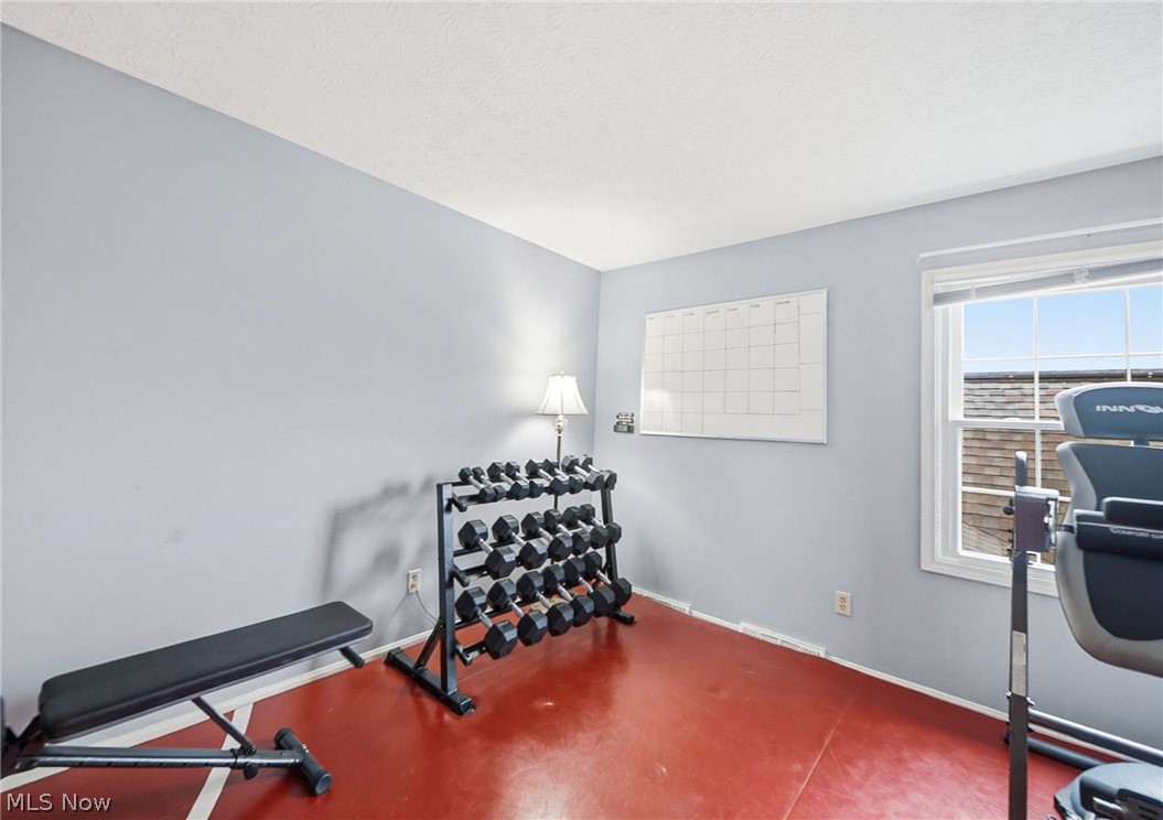 1960 Deerhaven Lane Broadview Heights OH 44147