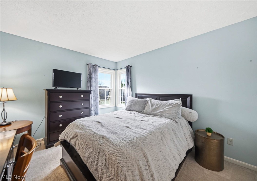 1960 Deerhaven Lane Broadview Heights OH 44147