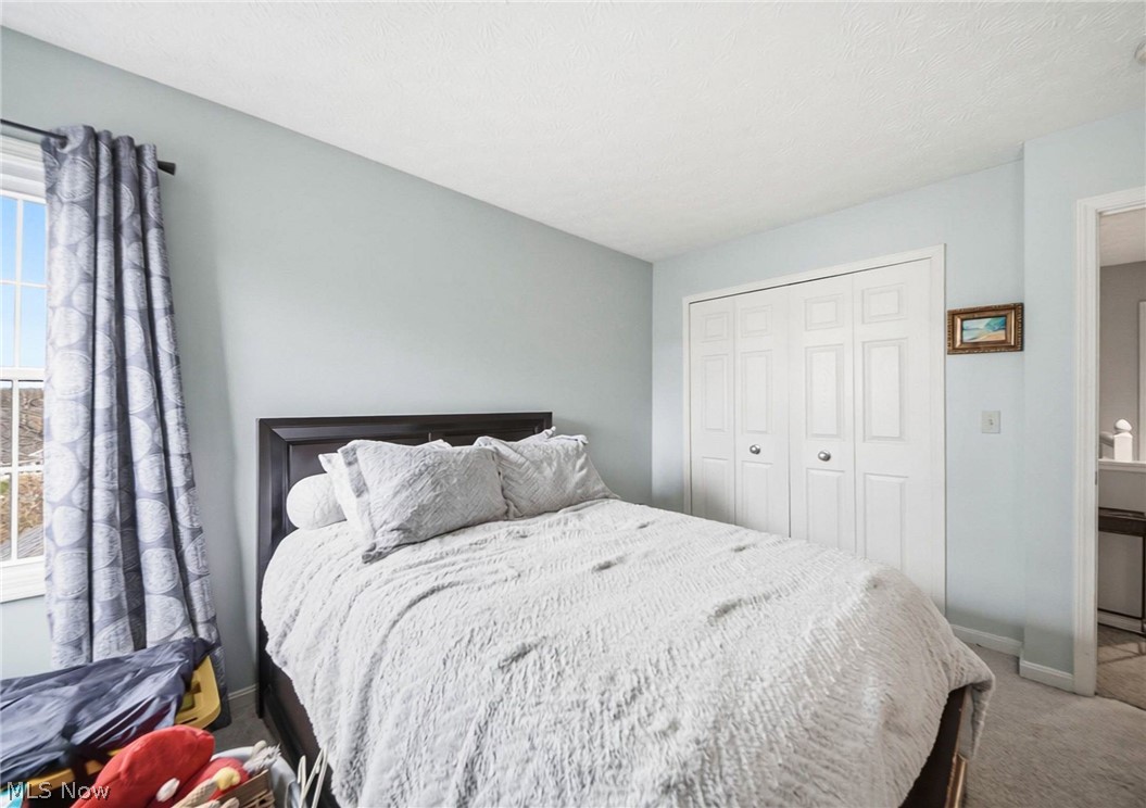 1960 Deerhaven Lane Broadview Heights OH 44147
