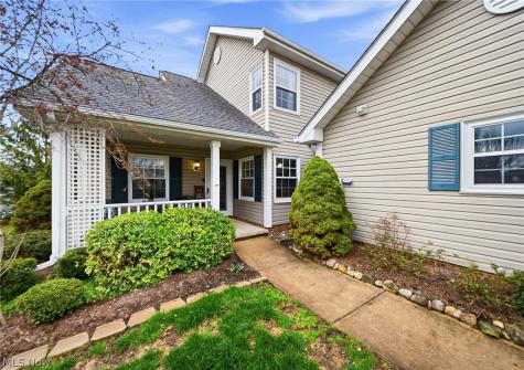 1960 Deerhaven Lane Broadview Heights OH 44147