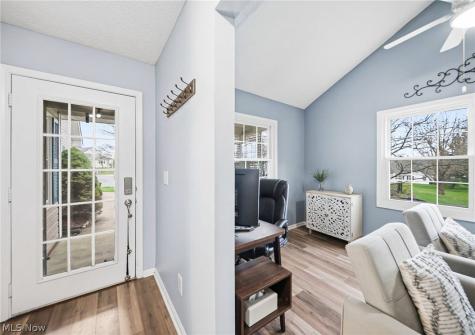 1960 Deerhaven Lane Broadview Heights OH 44147