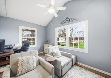1960 Deerhaven Lane Broadview Heights OH 44147