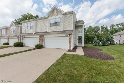 29049 Pembrooke Boulevard Olmsted Twp OH 44138