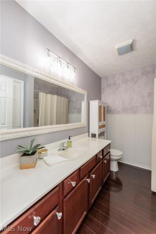 29049 Pembrooke Boulevard Olmsted Twp OH 44138