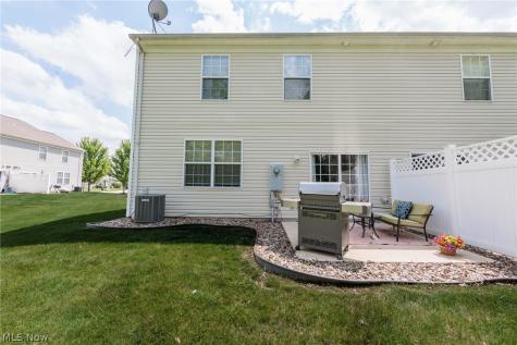 29049 Pembrooke Boulevard Olmsted Twp OH 44138