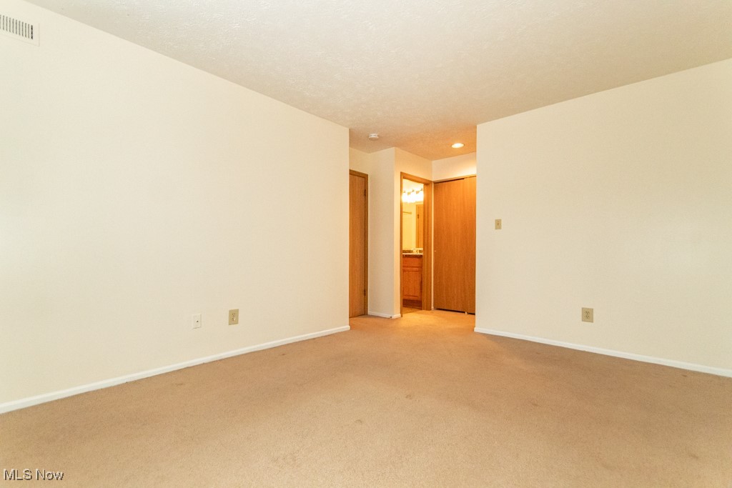 2310 Stoney Run Trail Broadview Heights OH 44147