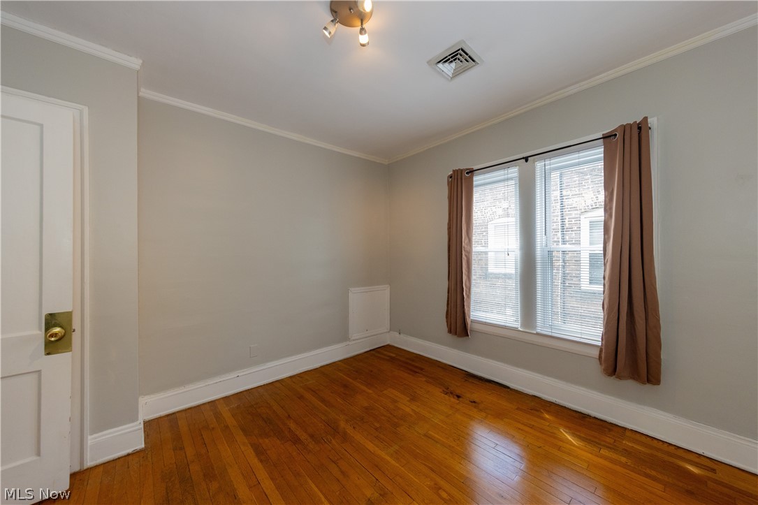 2634 Mayfield Road Cleveland Heights OH 44106