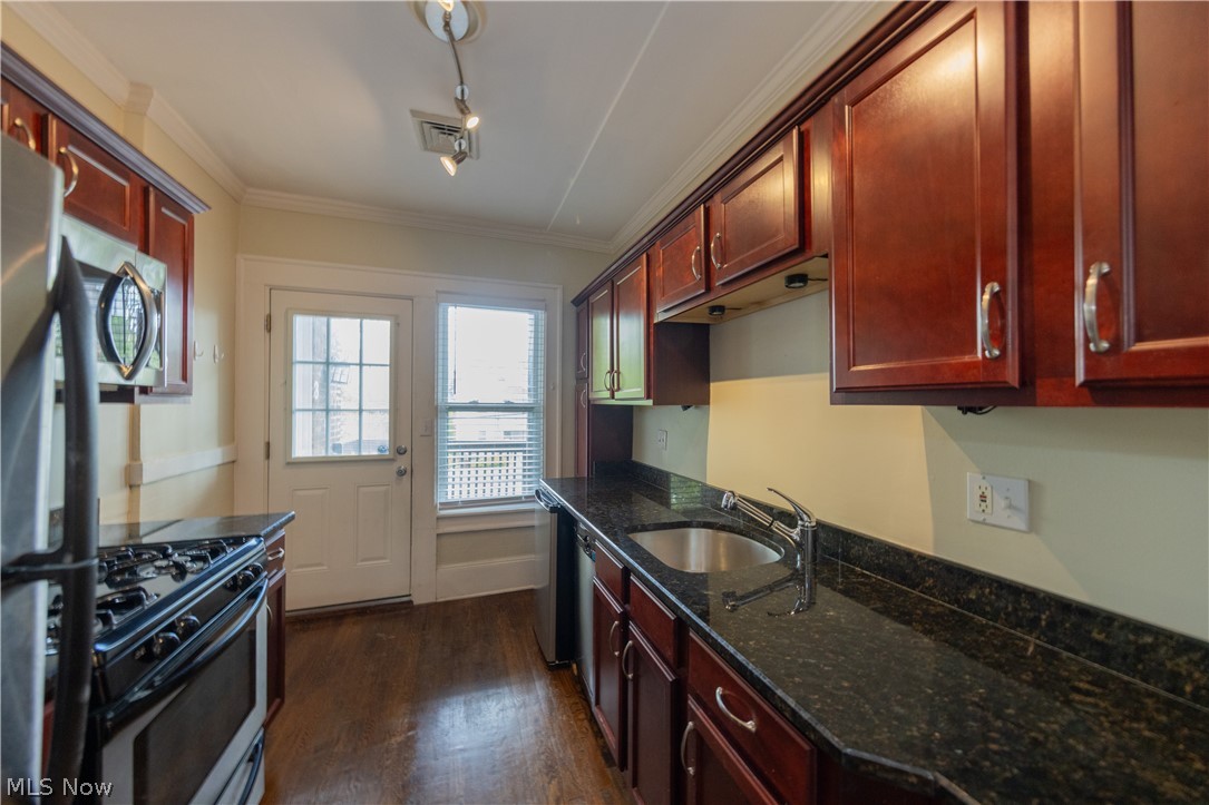 2634 Mayfield Road Cleveland Heights OH 44106