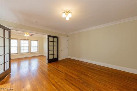 2634 Mayfield Road Cleveland Heights OH 44106