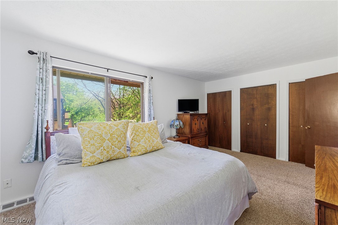 4442 Habersham Lane S Richmond Heights OH 44143