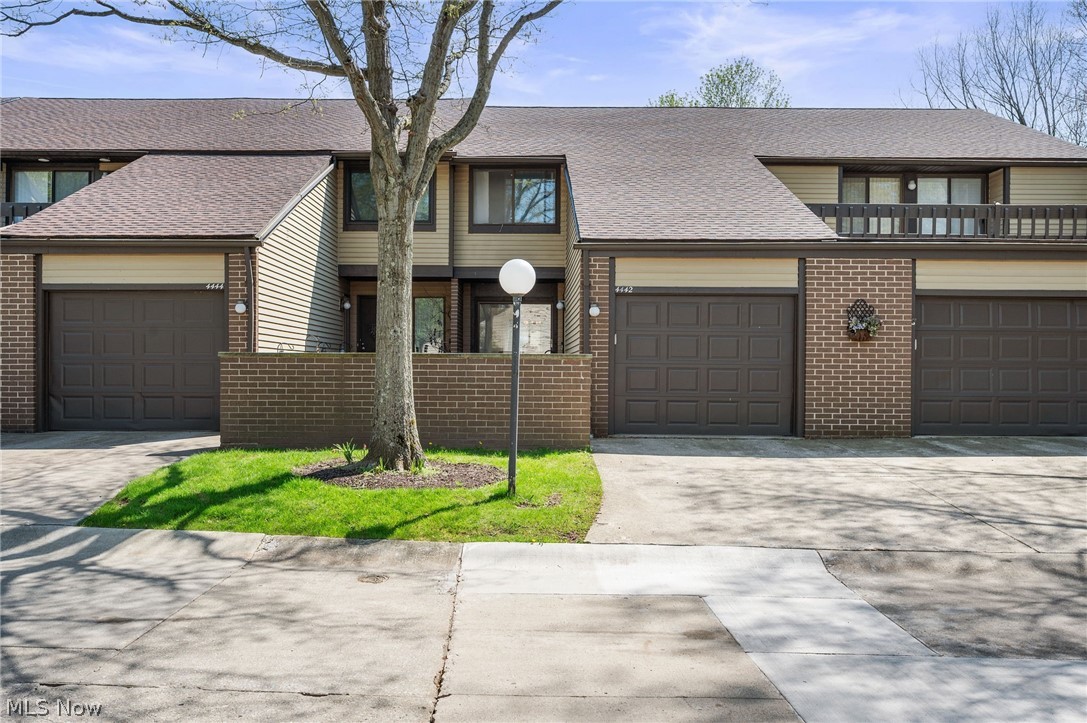 4442 Habersham Lane S Richmond Heights OH 44143