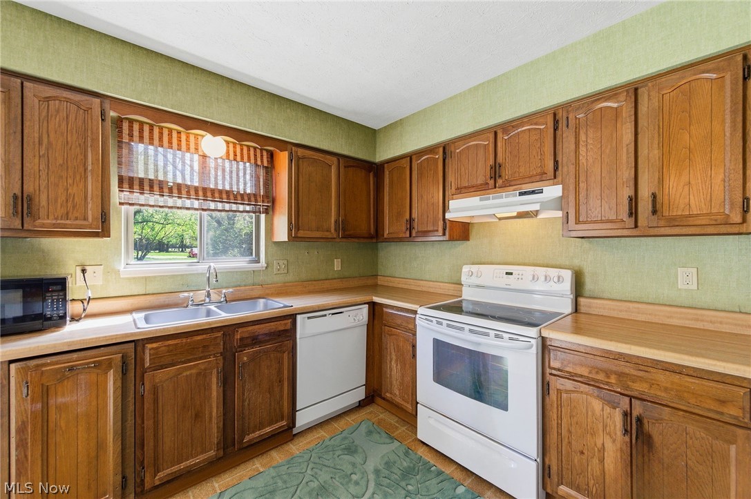 4442 Habersham Lane S Richmond Heights OH 44143