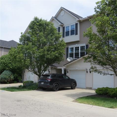 3785 Freedom Place Lorain OH 44052