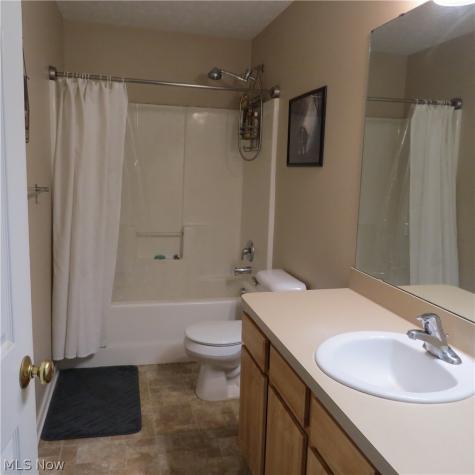 3785 Freedom Place Lorain OH 44052
