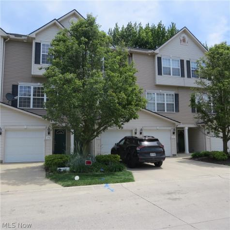 3785 Freedom Place Lorain OH 44052