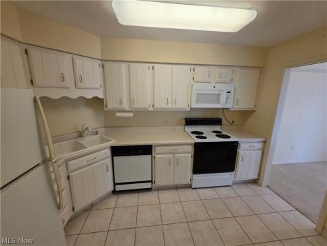 12550 Lake Avenue Lakewood OH 44107