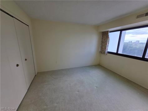 12550 Lake Avenue Lakewood OH 44107