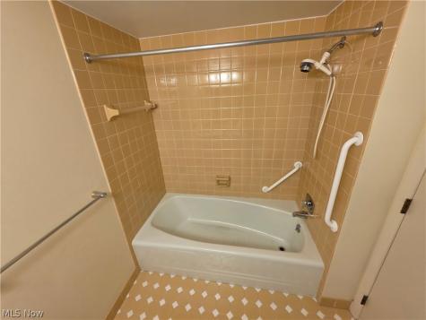12550 Lake Avenue Lakewood OH 44107