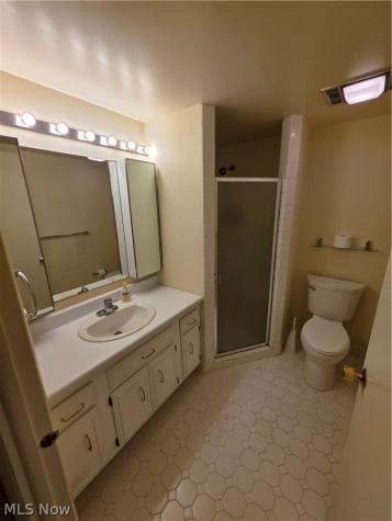 12550 Lake Avenue Lakewood OH 44107