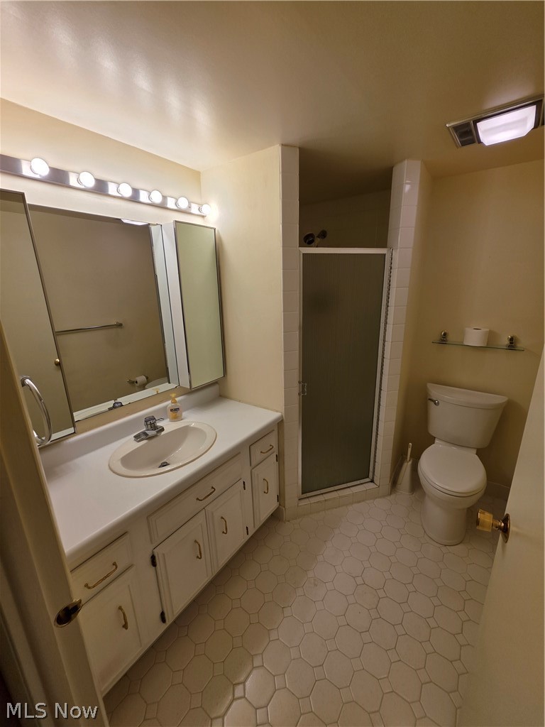 12550 Lake Avenue Lakewood OH 44107