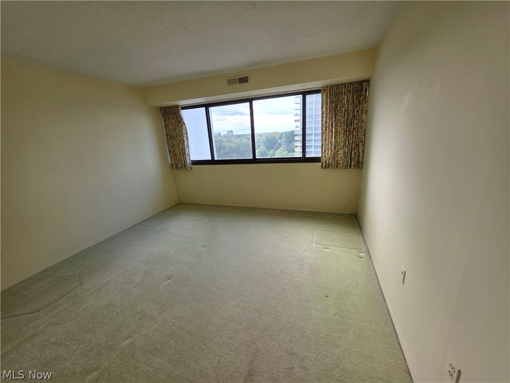 12550 Lake Avenue Lakewood OH 44107